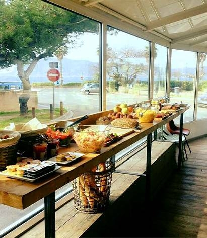 Le Restaurant - Le Blue - Saint-Mandrier -sur-Mer - restaurant sympa SAINT-MANDRIER-SUR-MER